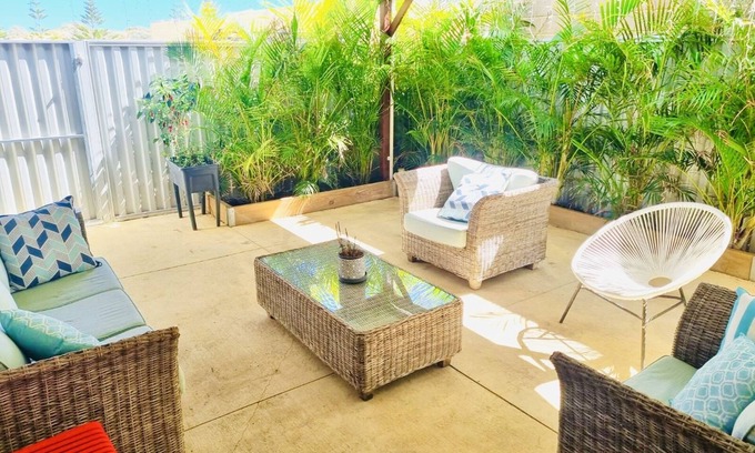 Secret Harbour House | Secret Harbour Beach Getaway Perfect for Families