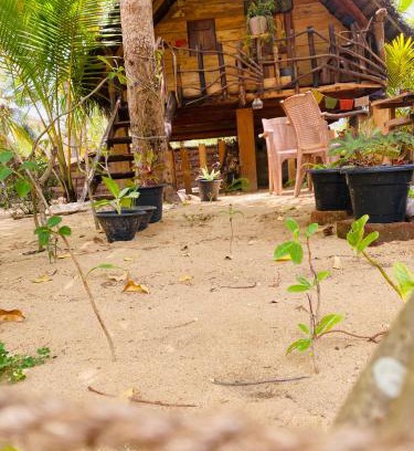 Lahugala Cabin | Secret Paradise Panama