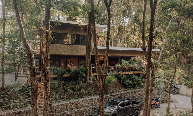 Santiago Villa | Secure and Modern 3-Bedroom Jungle Getaway
