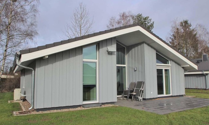 Mirow House | Seeschwalbe 325 - Das Skandinavische Familienhaus für 4 mit Sauna und Whirlpool