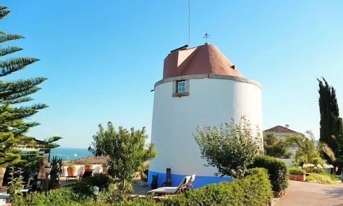 Nossa Senhora da Anunciada Cottage | Self catering 1855' windmill for 2 people