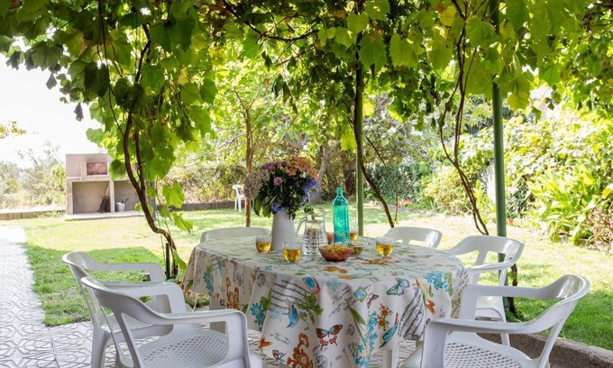 Piedralaves Apartment | Self catering Amatalasviñas for 5 people