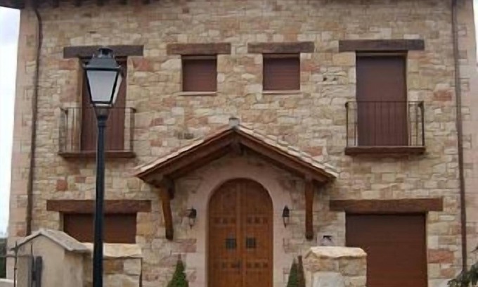 Pradena Cottage | Self catering cottage Las Praderas for 10 people