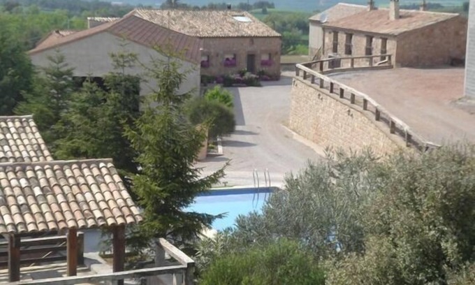 Els Prats de Rei Cottage | Self catering rural house Can Bartomeu 1 h from Barcelona. Private swimmingpool