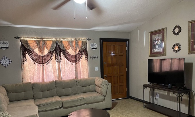 Maryvale House | Self Check-In Home in West Phoenix