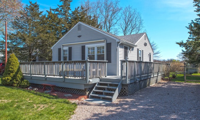 Misquamicut Cottage | Sells Out Every Summer-Walking Distance to Fire District Beaches!