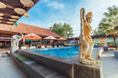Sampalan Hotel | Semayaone Beach Hotel