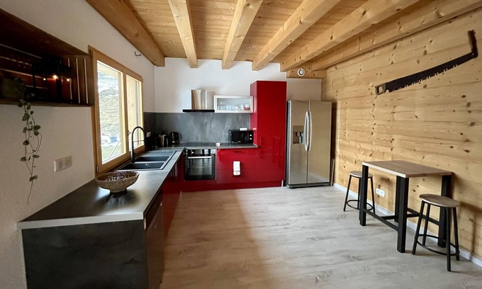 Villers-le-Lac Apartment | Semi-detached apartment in modern Comtoise farmhouse with lake view