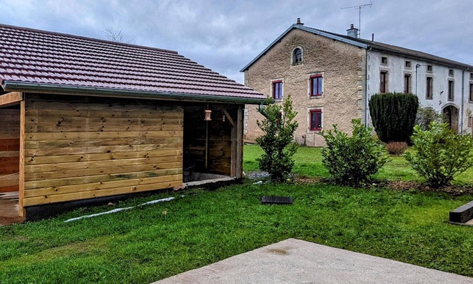 Amage Cottage | Semi-detached house with terrace, WIFI, parking, and pétanque court