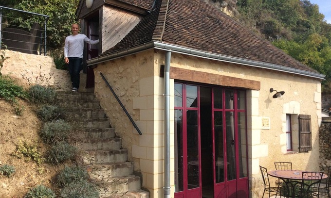 Troo Villa | Semi-troglodyte gite Old Chai Troo in Loir valley