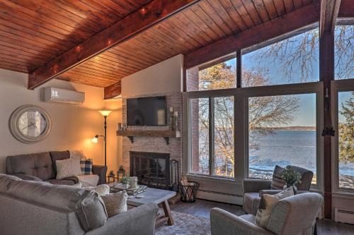 Seneca Falls House | Seneca Falls Cottage on Cayuga Lake Wine Trail!