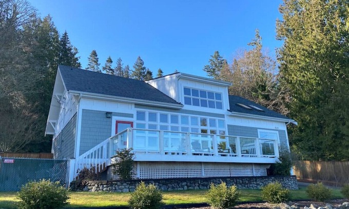 Sequim House | Sequim Bay Trail House- Olympics