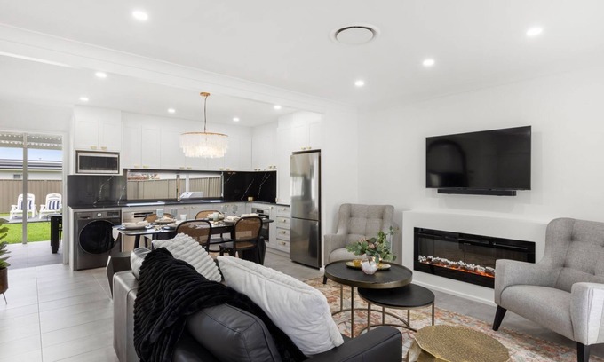 Sanctuary Point House | Serendipity Stays Jervis Bay - 5 Mins Walk to Beach