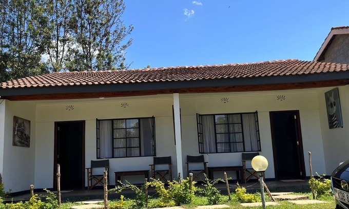 Nanyuki Apartment | Serene Koselig Villas with Bar, Fireplace & Pool Table