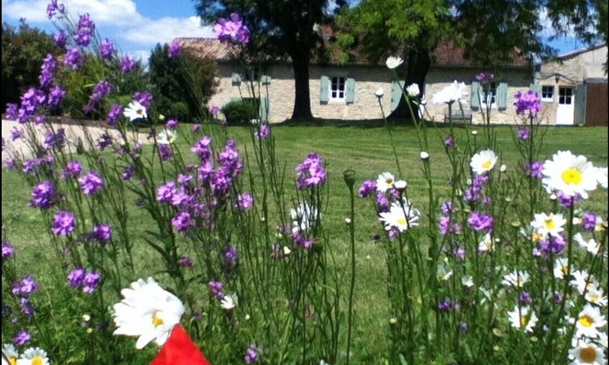 Saint-Meard-de-Gurcon House | Serene périgourdine with equestrian facilities and immediate access to forest