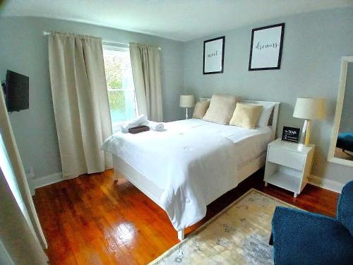 Northeast Bed & Breakfast | Serene Private Room in Washington DC
