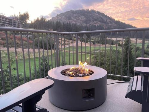Bear Mountain Resort Apartment | Serenity at Stonehaven, Victoria BC