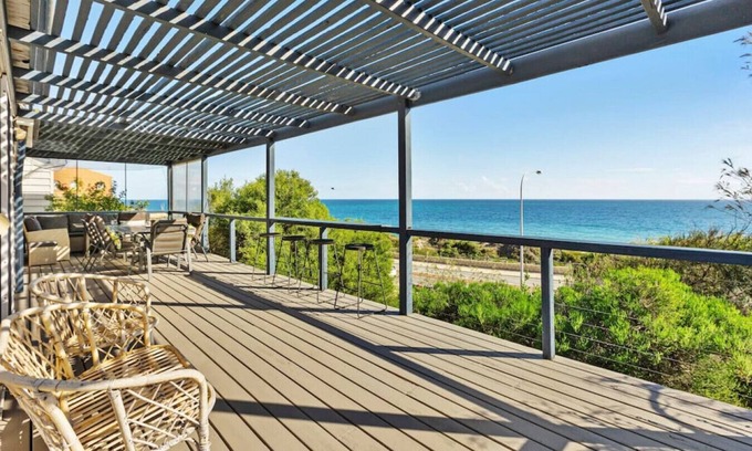 Quinns Rocks House | Serenity by the Sea!