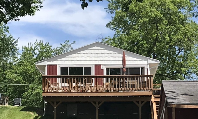 Springport Cottage | Serenity Now Cottage Rental Mid-Michigan
