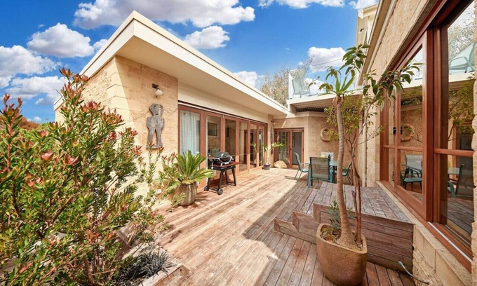 Jan Juc House | Serenity on Sunningdale