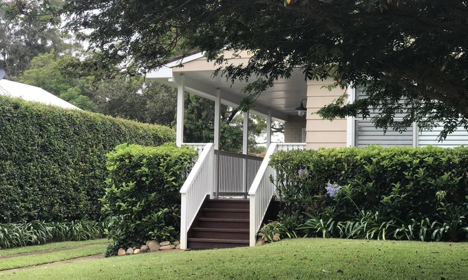 Hawks Nest Cottage | Serenity - our peaceful beach cottage
