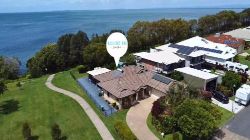 Sandstone Point House | Serenity Shores