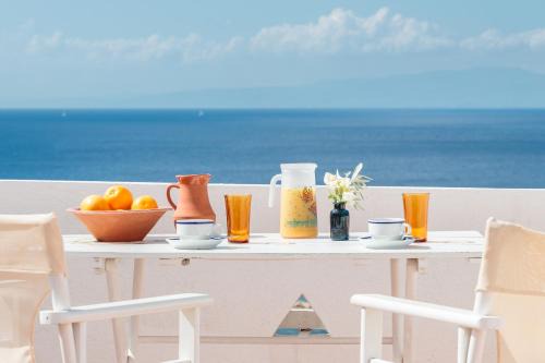 Loutraki Apartment | Servani Studios & Suites
