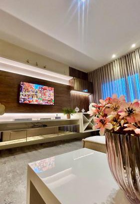 Carniel Apartment | Seu Lar na Serra com Lareira e Piscina aquecida 4min Centro