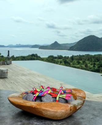 Selong Belanak Hotel | Seven Havens Residence