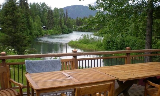 Crown Point Cottage | Seward Scenic Alaska River CottagenTrail River Gardensn30791 Seward Highway