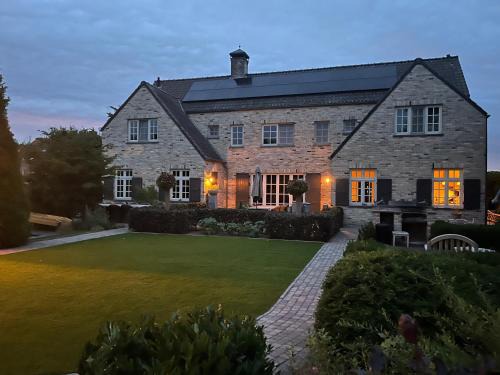 Baarle-Hertog House | Sfeervol familielandhuis in de groene Kempen