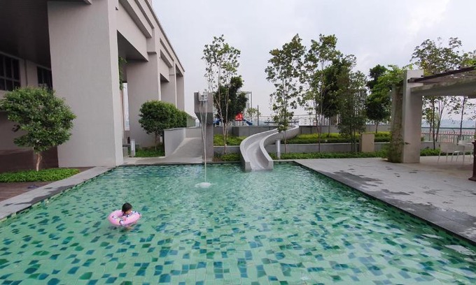 Seri Kembangan Apartment | SFERA ATMOSPHERE MAEPS Serdang Free WiFi Netflix Sky Garden Infinity Pool Facing Putrajaya