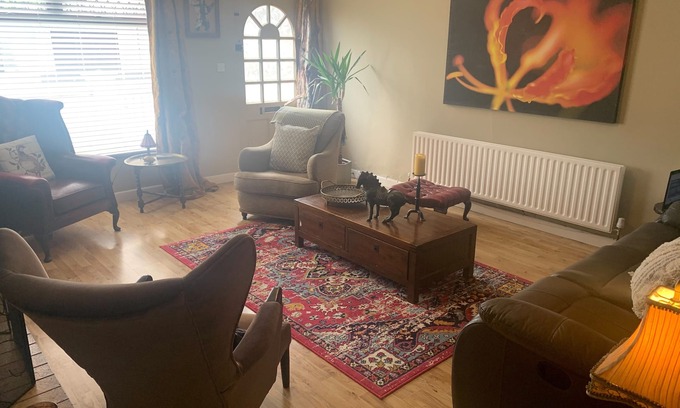 Bellaghy House | Shabby Chic on William Street 3 bedroom townhouse in the centre of Bellaghy