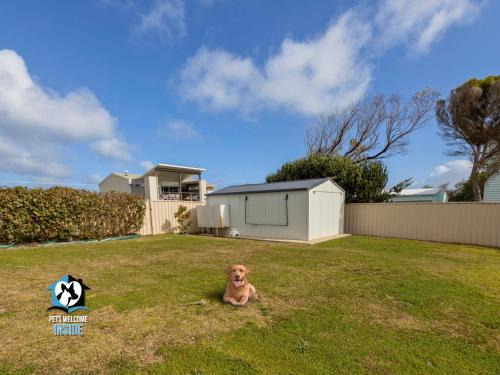 Goolwa Beach House | Shaka Seaside Retreat with Beach Access