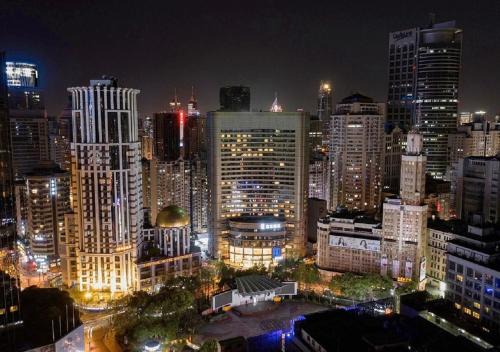 Downtown Shanghai Hotel | Shanghai Elong Hotel by the bund and Nanjing road Pedestrian street