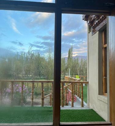 She Apartment | Shashi Guesthouse