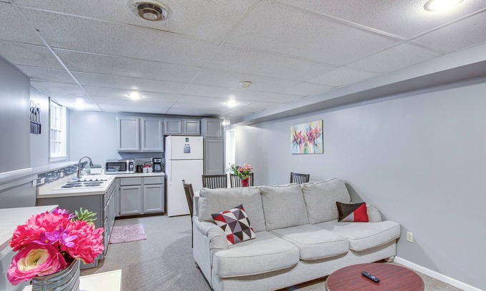 Shawnee Apartment | Shawnee Vacation Rental ~ 11 Mi to Kansas City!