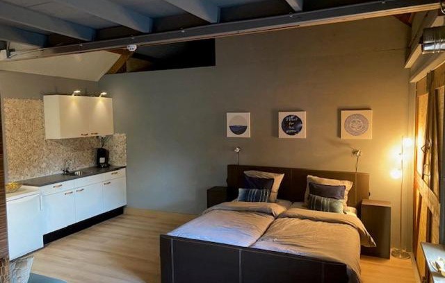 Westerlee Bed & Breakfast | Shed 100
