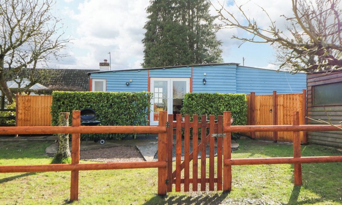 Westbrook Court Cottage | SHED YOUR BLUES, romantic, with a garden in Kington