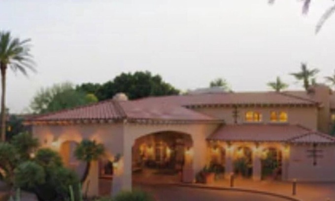 North Scottsdale Resort | Sheraton Desert Oasis Villa 1 Bedroom. Dates 2/2-2/9. Walk to Phoenix Open PGA