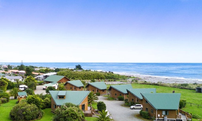 Hokitika Resort | Shining Star Beachfront Accommodation