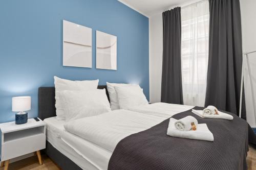 Bielefeld Apartment | SHINY HOMES - Elegant City Apartments