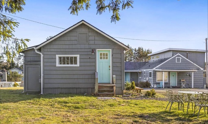 Grayland House | Shoalwater Cottage