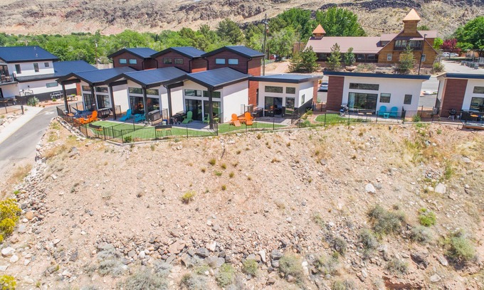 La Verkin Villa | Shocking View Stacker #9 at The Dwellings