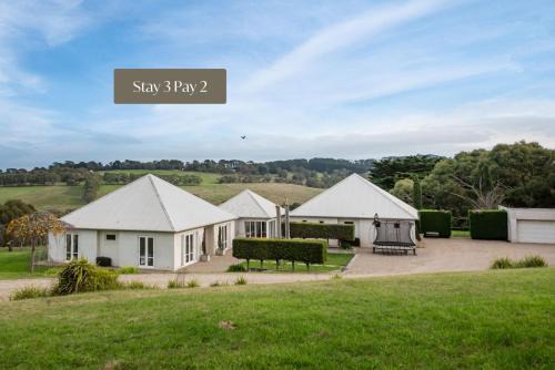 Shoreham House | Shoreham Homestead Walk to Vineyards