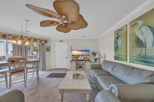 Cherry Grove Beach House | Shorehaven Lakefront & Steps to Beach w Pool and Grill