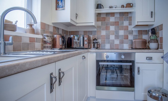 Lydstep Apartment | Shorelands - 1 Bedroom - Manorbier