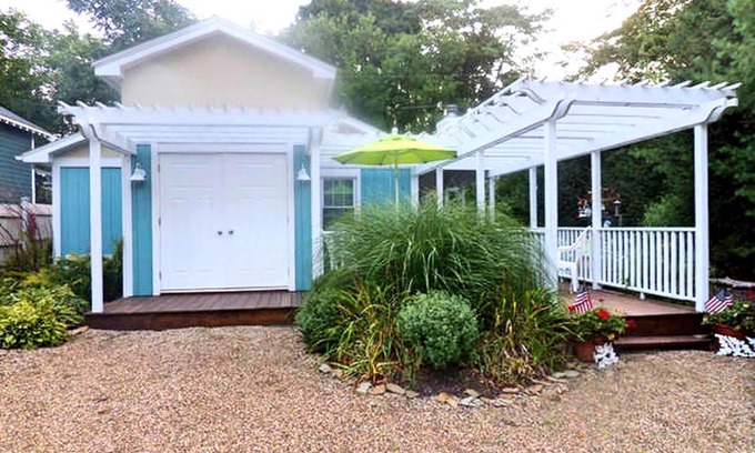 Union Pier Cottage | Shorewinds beachhouse Garden Gate opens directly to beachpath No roads to cross!