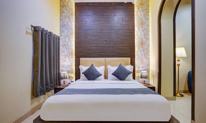 Dariyaganj Hotel | Shyama inn by Rivlet