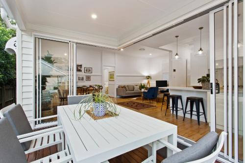 East Toowoomba House | Sierra Cottage - A Homely Space, Superb Location